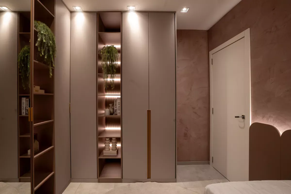 Dormitórios e Closets - Casa Bonita Italínea em Novo Hamburgo